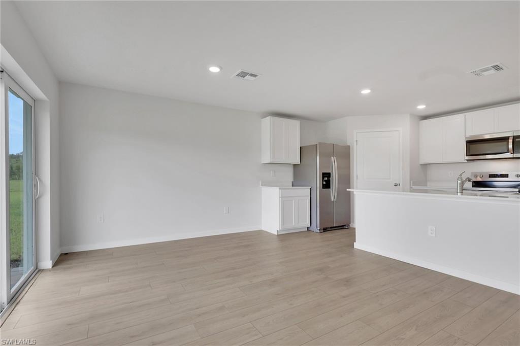 532 Ilaria CT