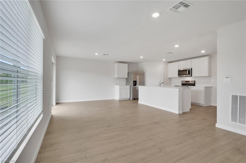 532 Ilaria CT