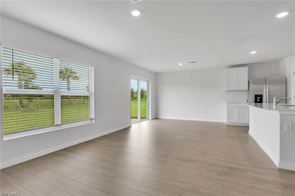 532 Ilaria CT