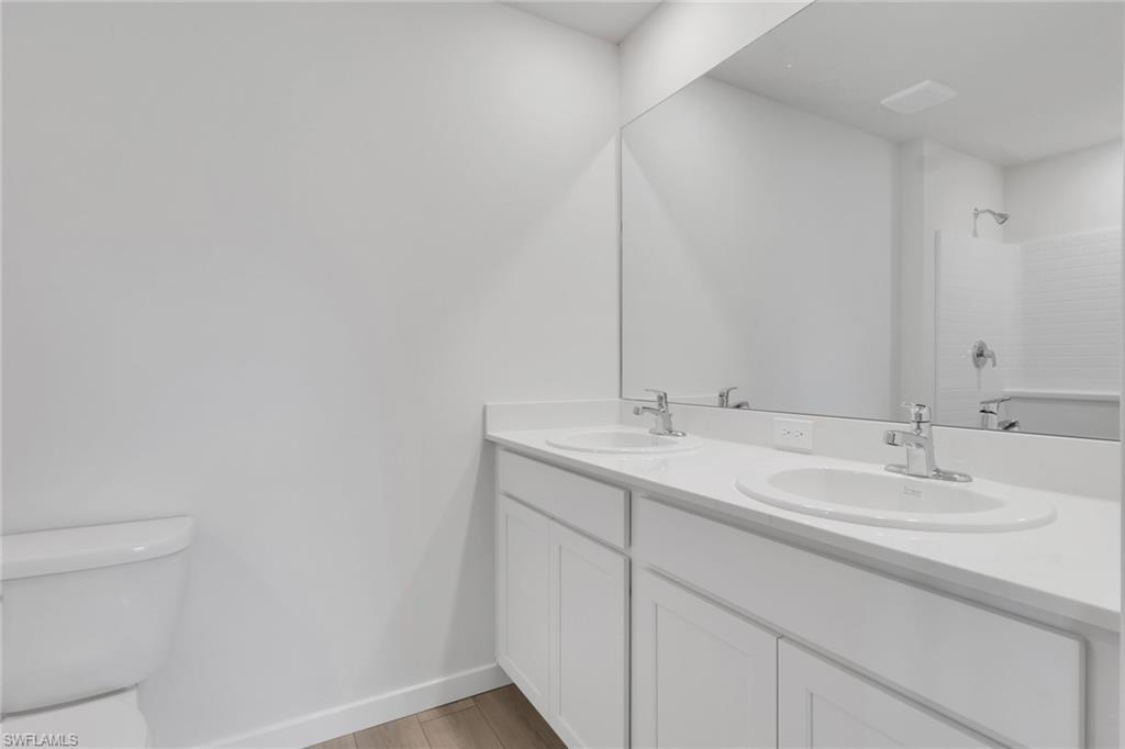 532 Ilaria CT