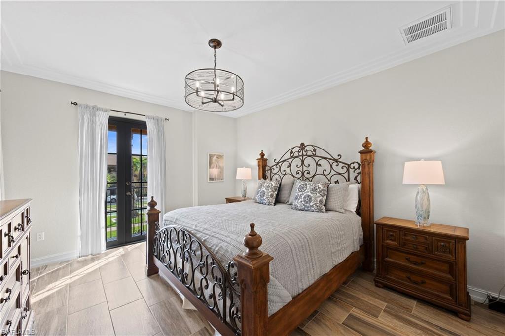 9076 Rialto ST 6204