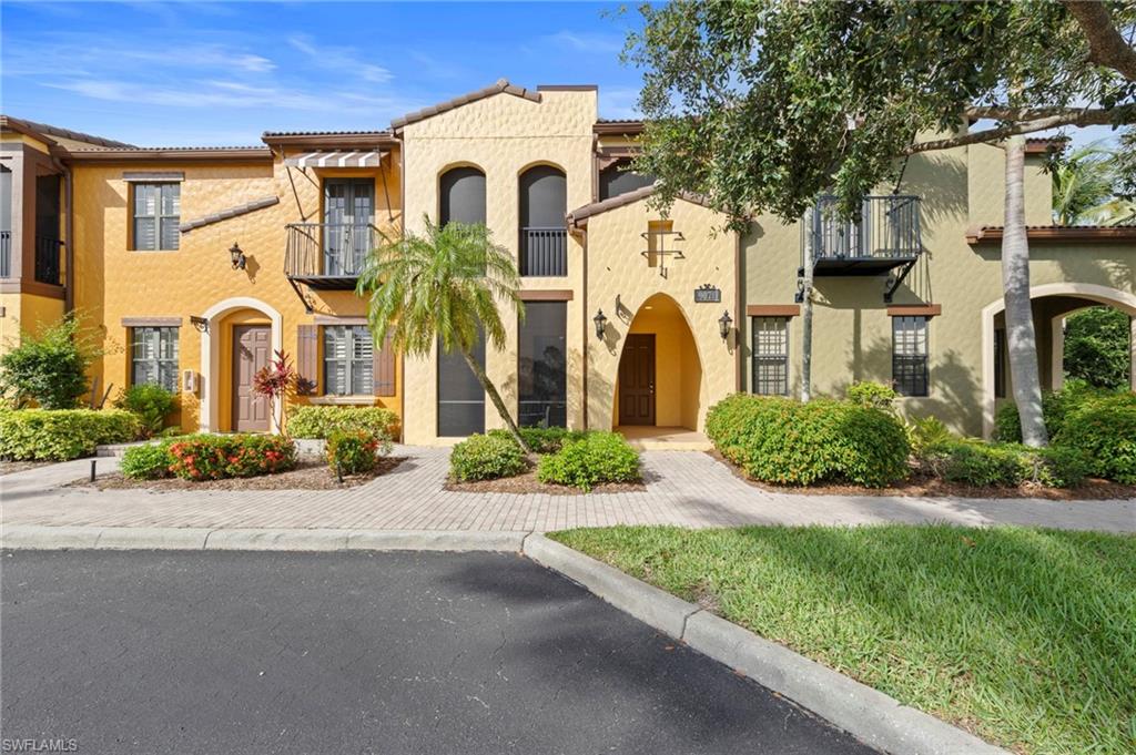 9076 Rialto ST 6204