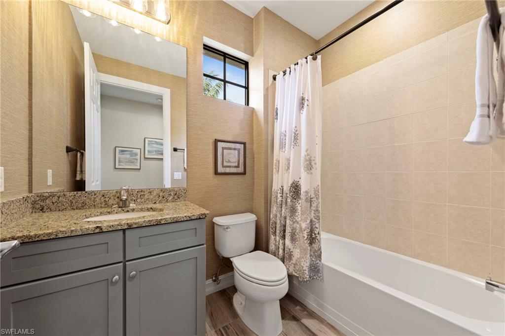 9076 Rialto ST 6204
