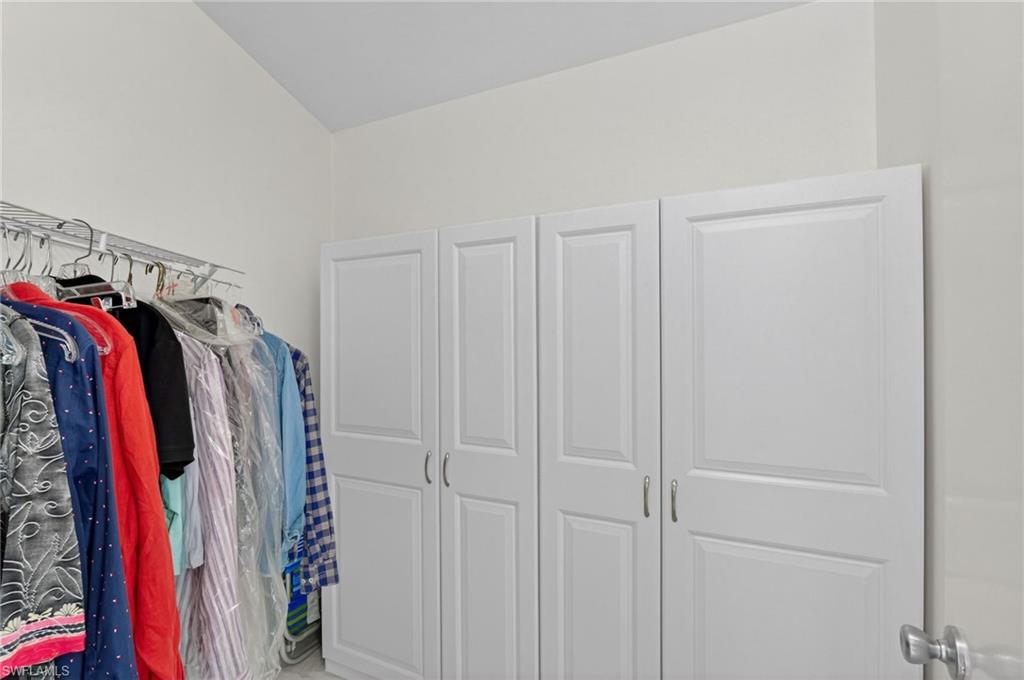 58 Collier BLVD 1607