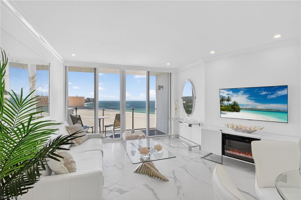 58 Collier BLVD 1607