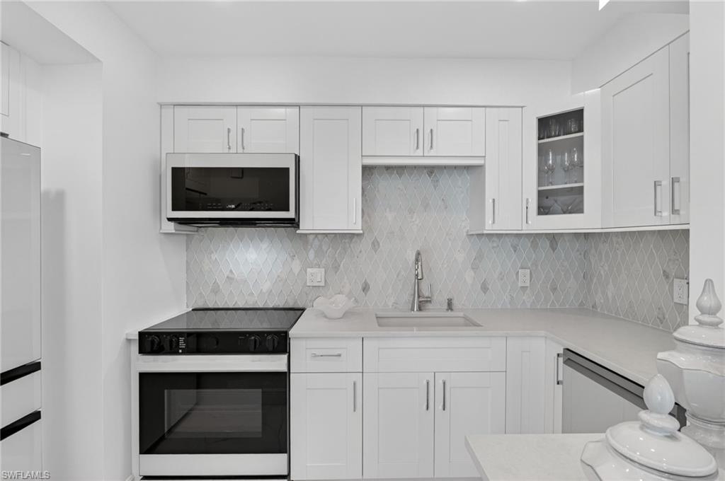 58 Collier BLVD 1607