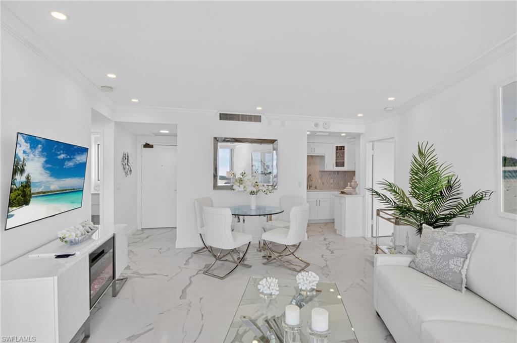 58 Collier BLVD 1607