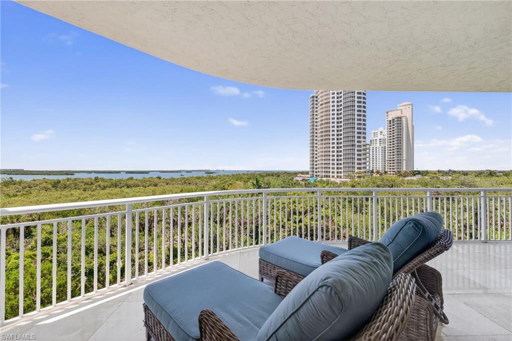 4851 Bonita Bay BLVD 504