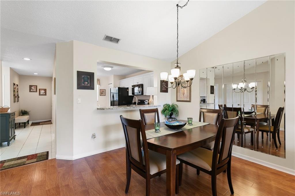 685 Squire CIR 204