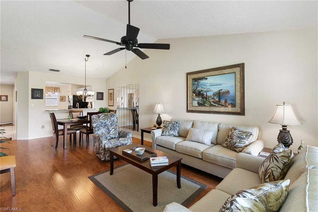 685 Squire CIR 204