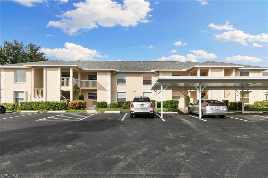 685 Squire CIR 204