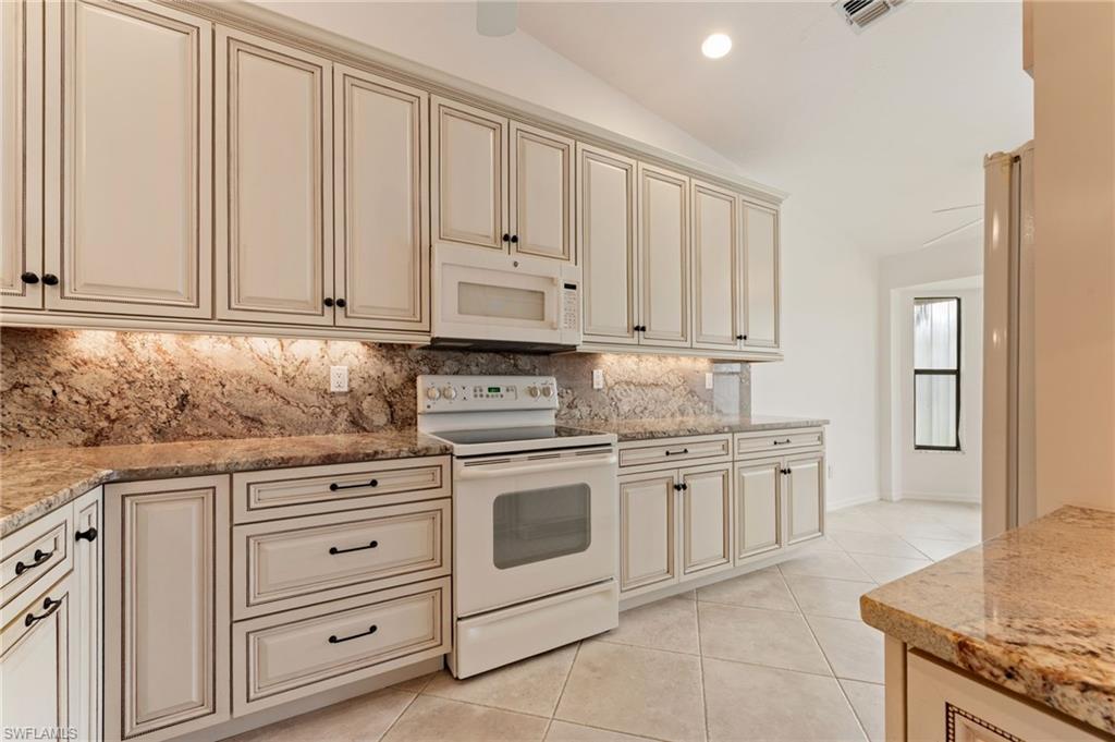 441 Countryside DR