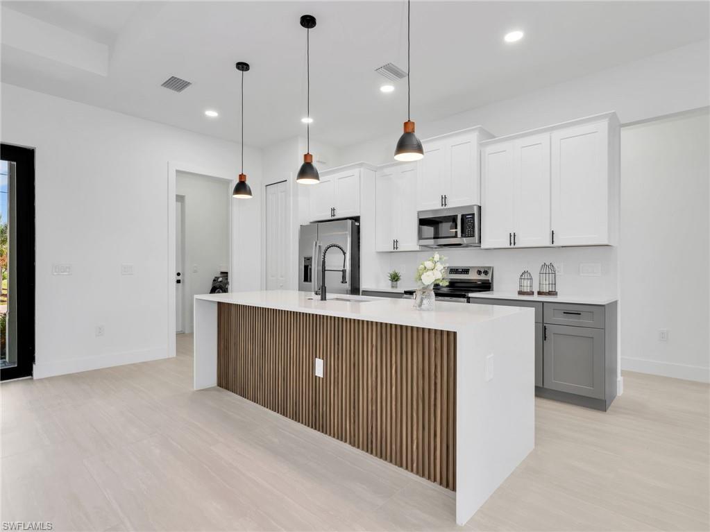 1505 17th ST