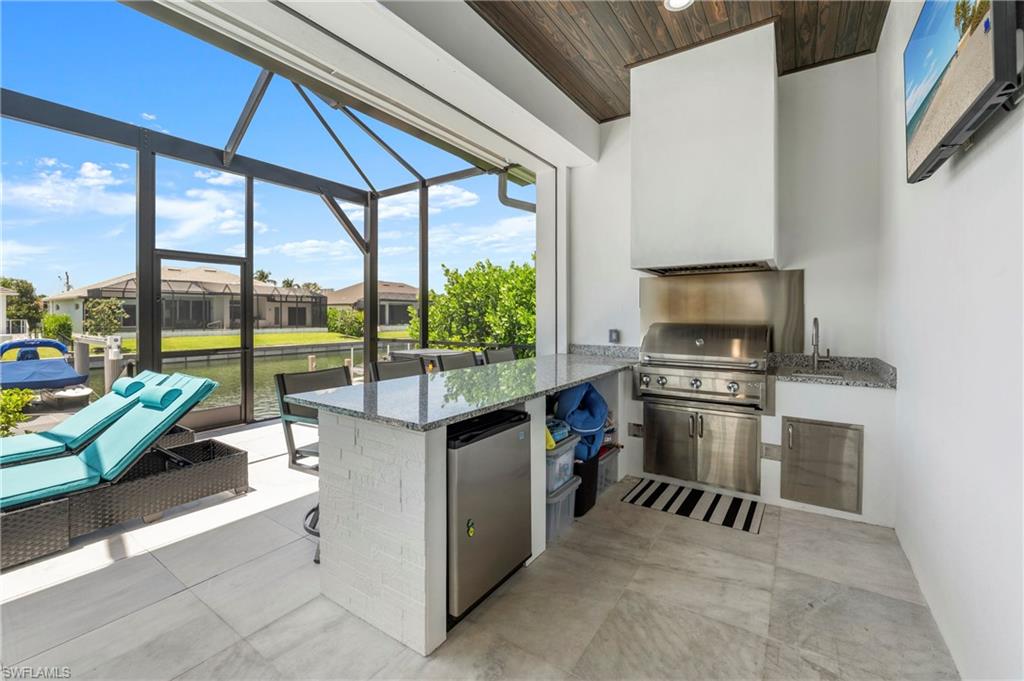777 Bluebonnet CT