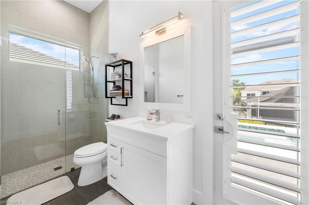 777 Bluebonnet CT