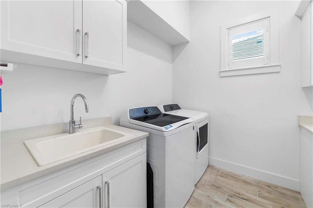 777 Bluebonnet CT