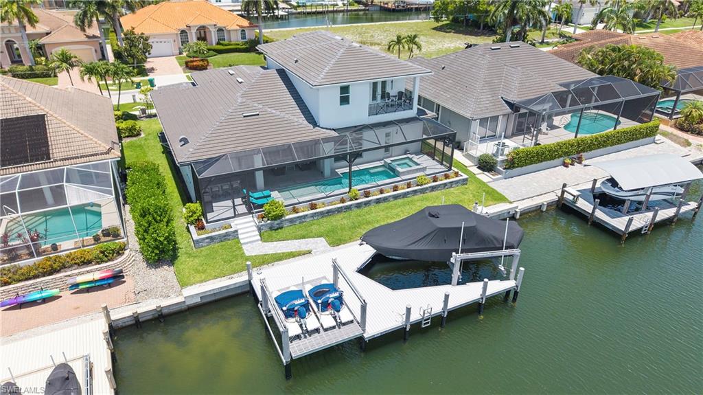 777 Bluebonnet CT