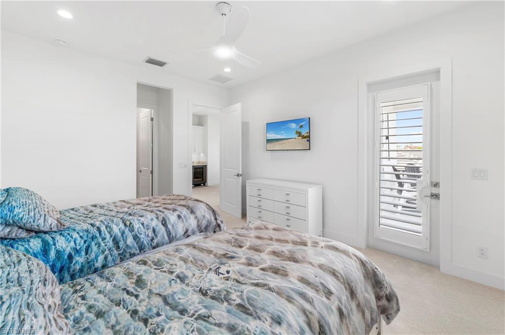 777 Bluebonnet CT