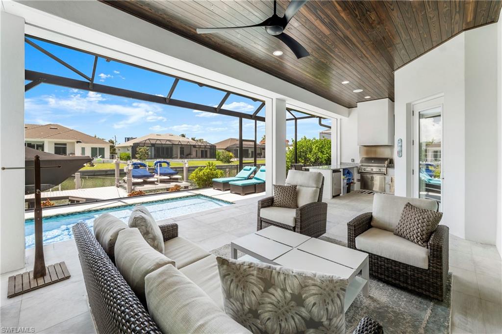 777 Bluebonnet CT