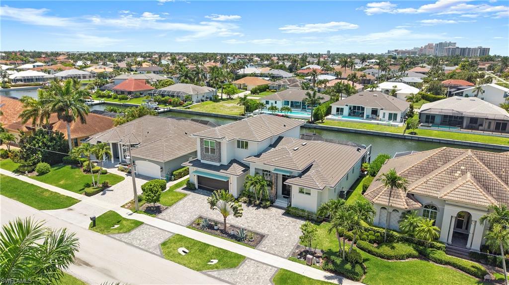 777 Bluebonnet CT