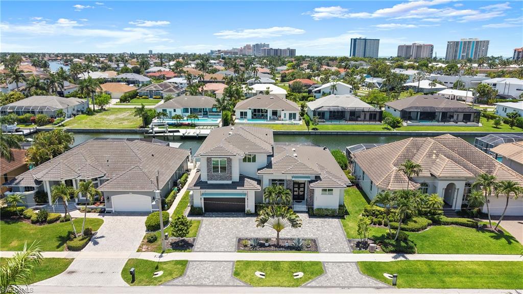 777 Bluebonnet CT