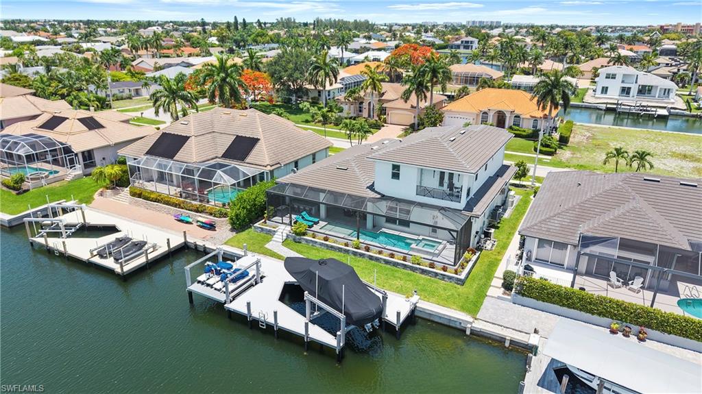777 Bluebonnet CT