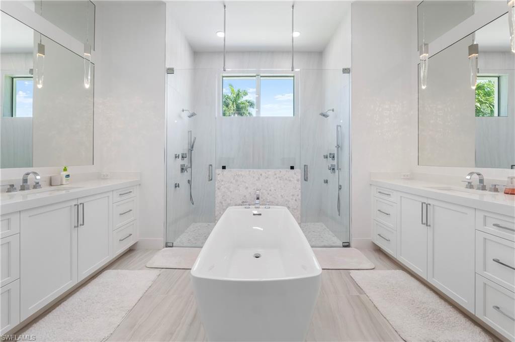 777 Bluebonnet CT