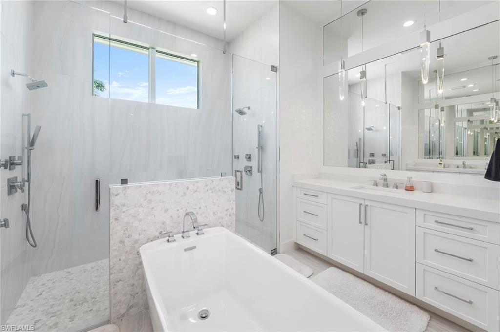 777 Bluebonnet CT