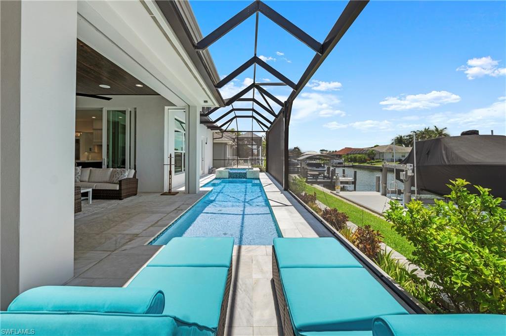 777 Bluebonnet CT