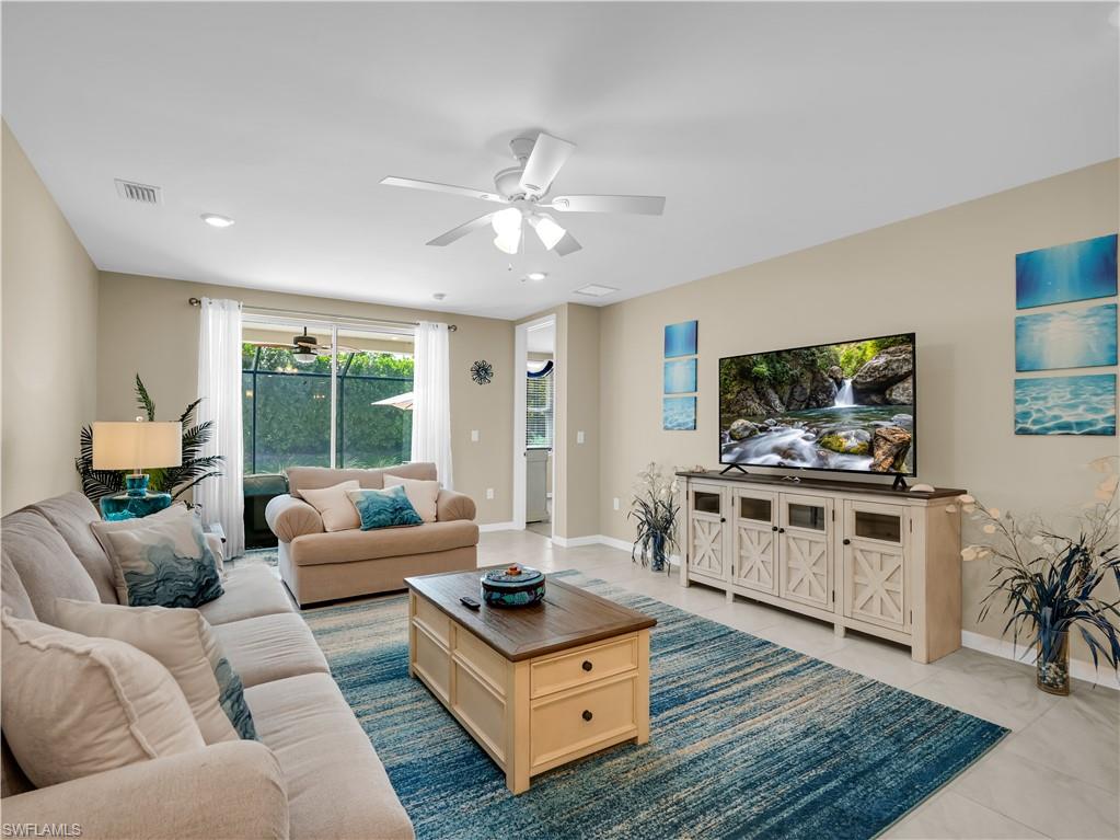 14695 Edgewater CIR