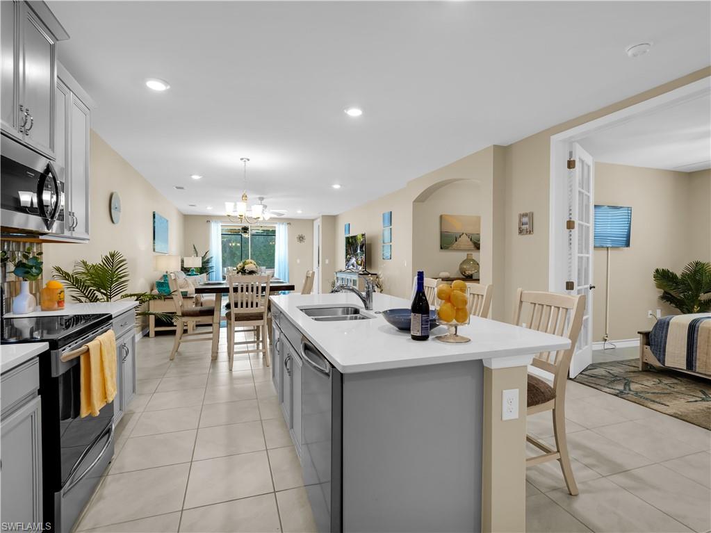 14695 Edgewater CIR