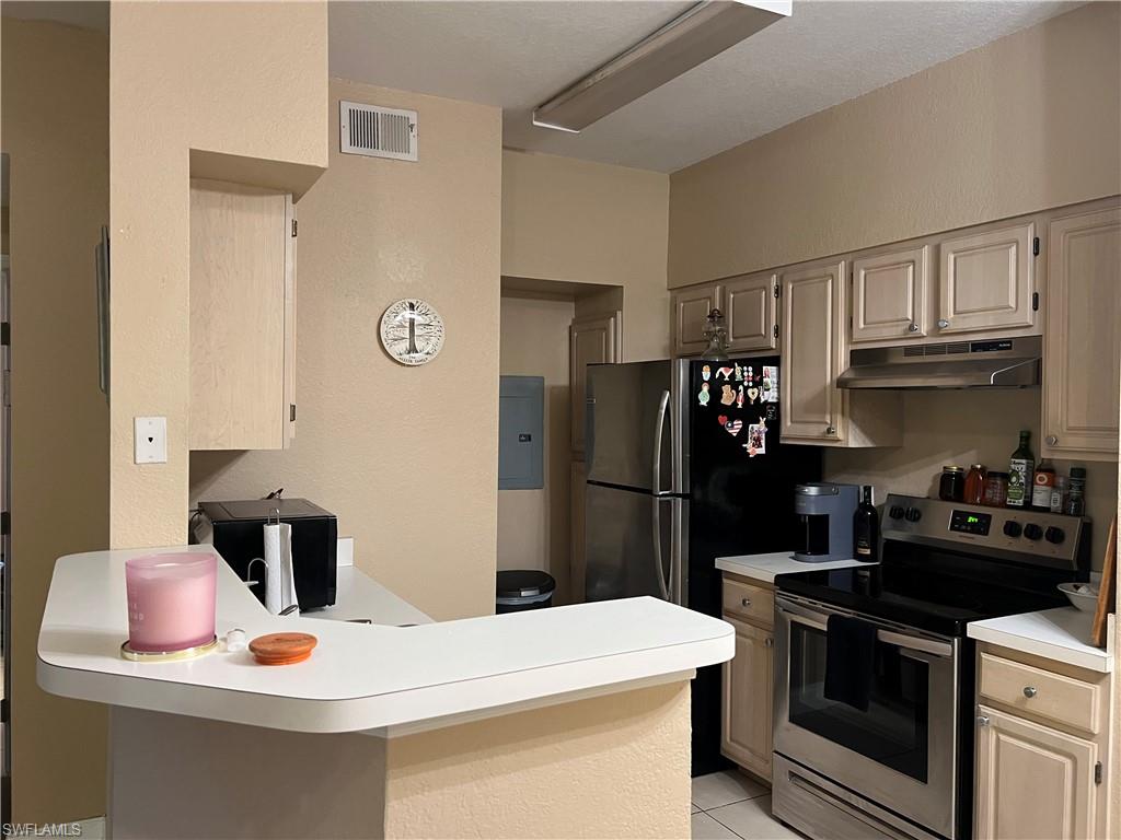 23500 Walden Center DR 106
