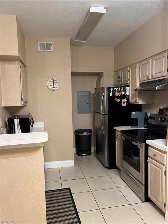 23500 Walden Center DR 106