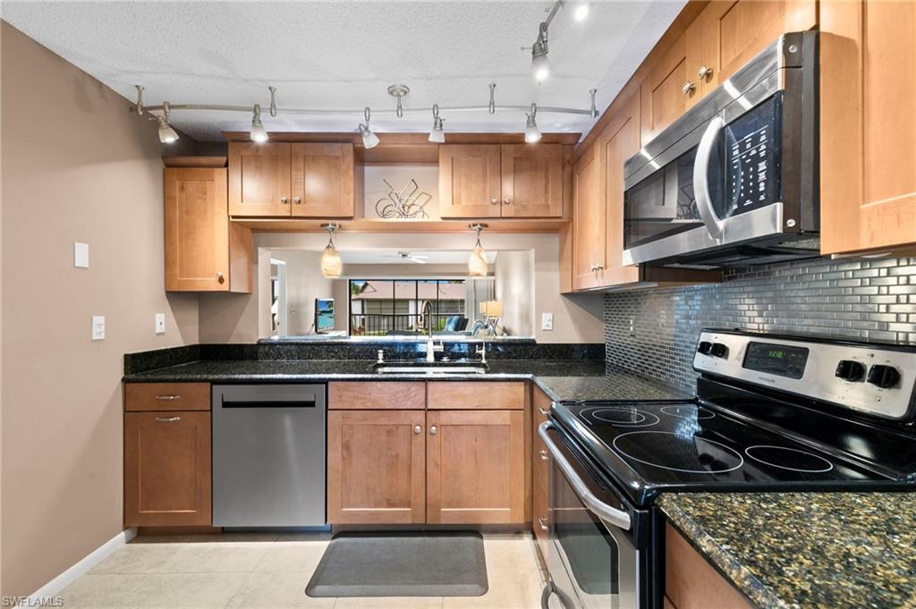 236 Pebble Beach CIR A202