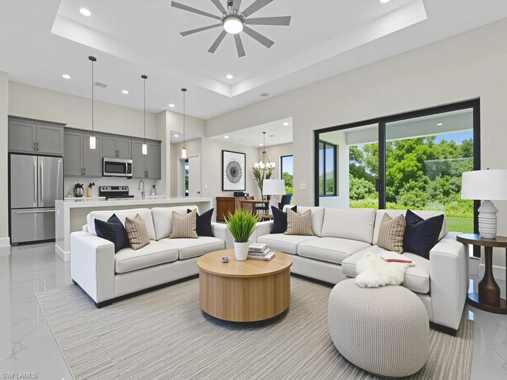 503 LINCOLN BLVD