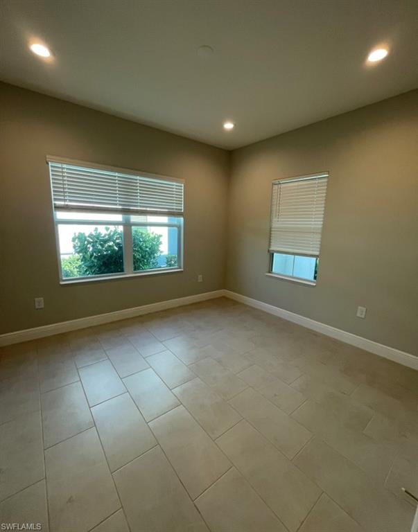 4600 Skysail DR