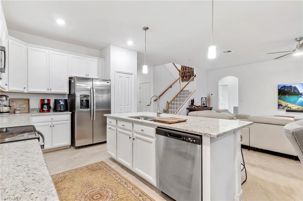 2516 Kona WAY