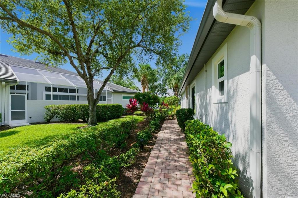 1641 Tarpon Bay DR S 27