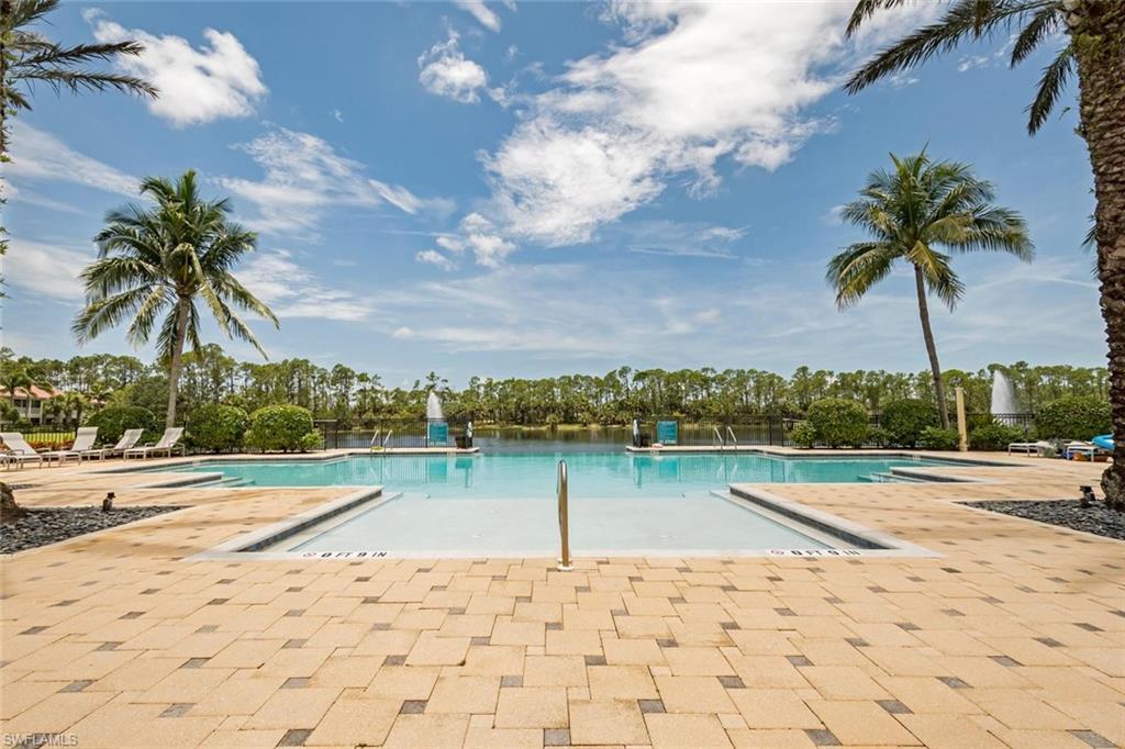 1641 Tarpon Bay DR S 27