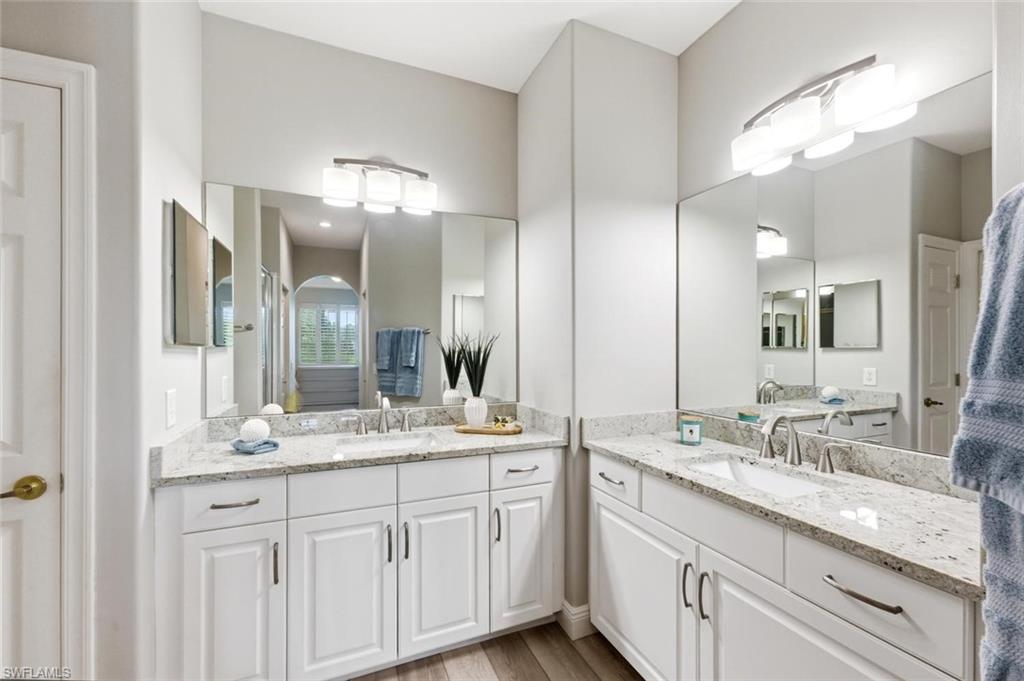 1641 Tarpon Bay DR S 27