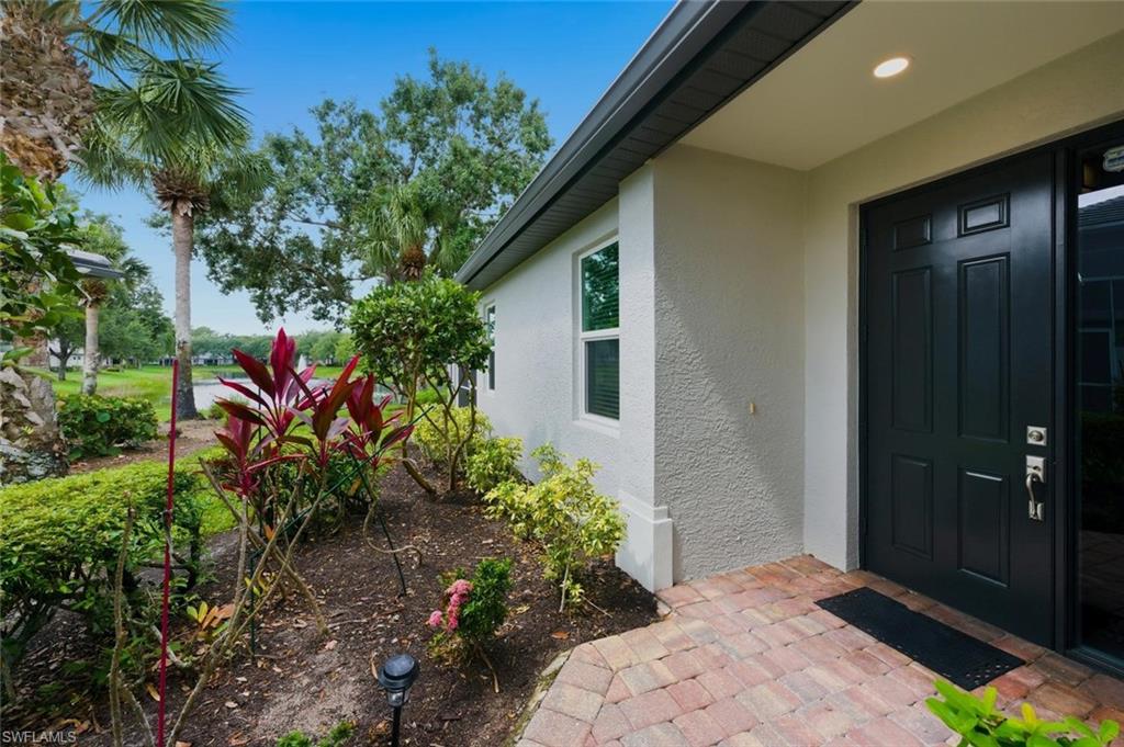 1641 Tarpon Bay DR S 27
