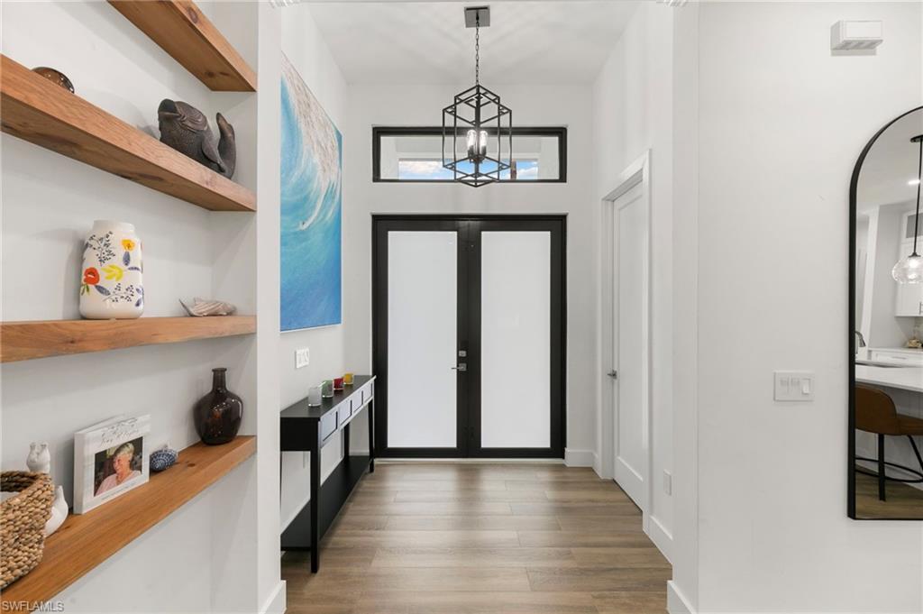 223 1st ST SW