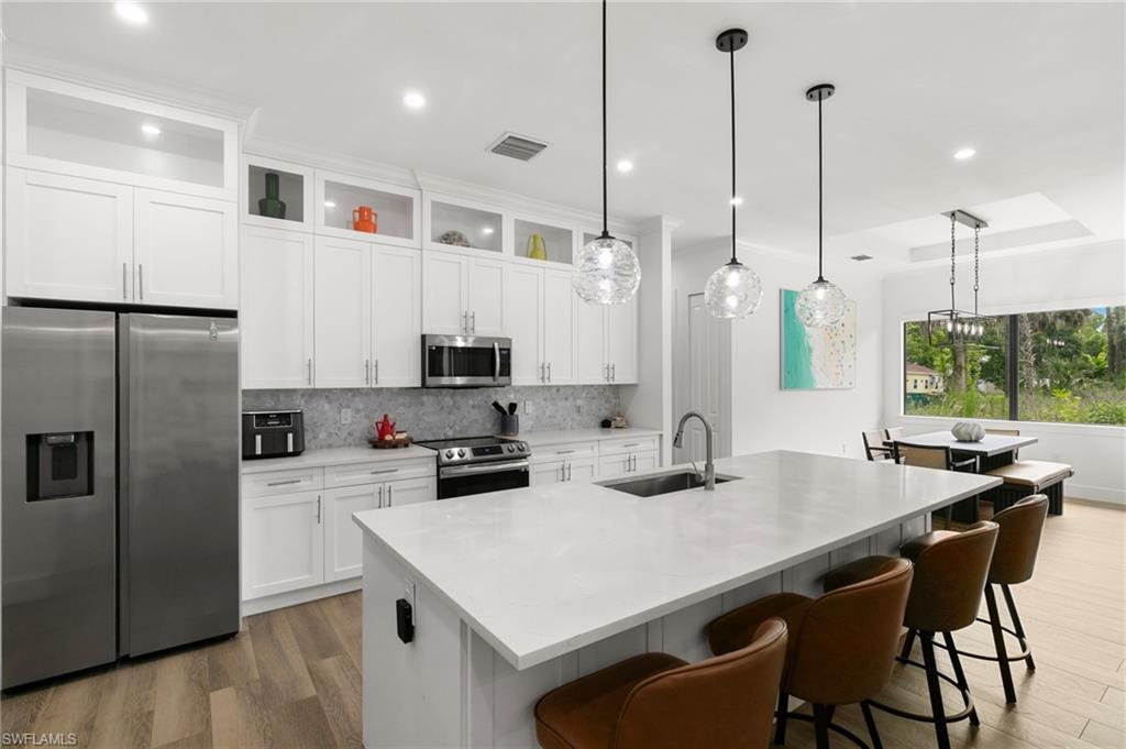 223 1st ST SW