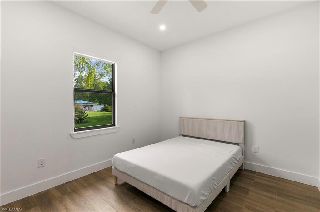 223 1st ST SW