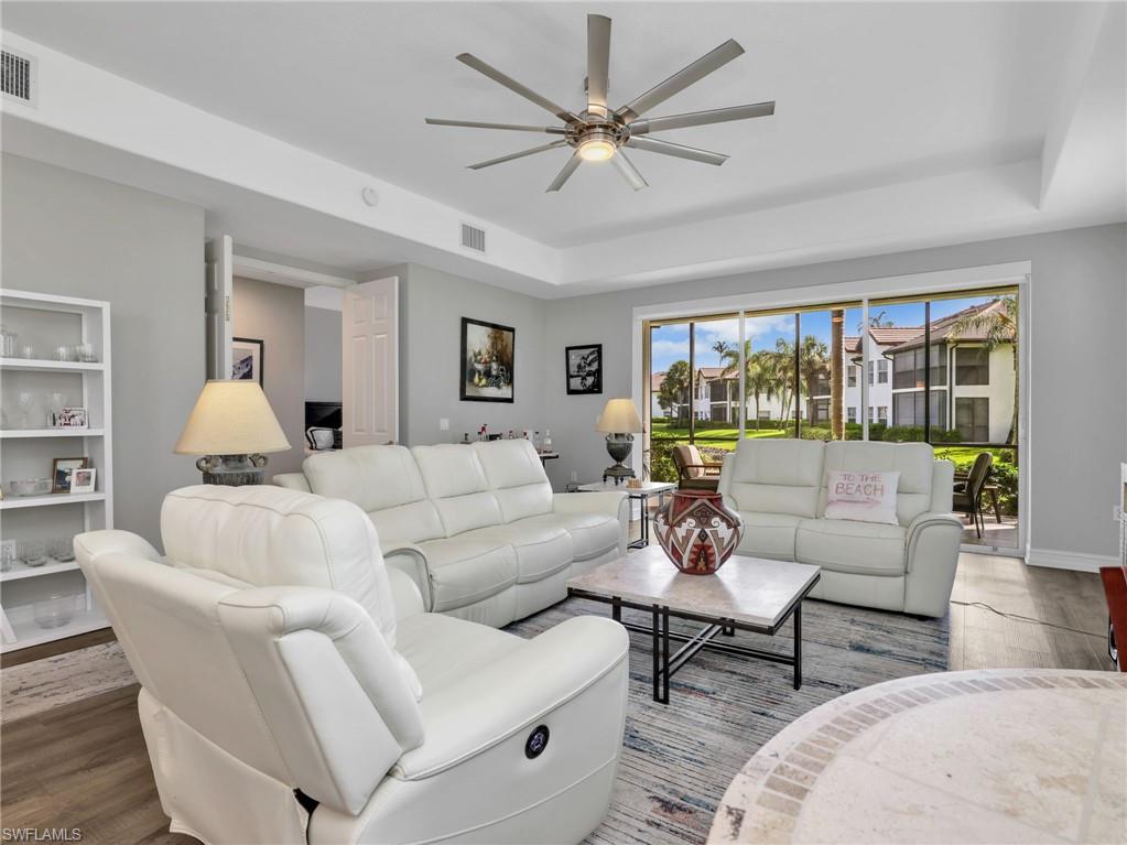 4758 Stratford CT 1302