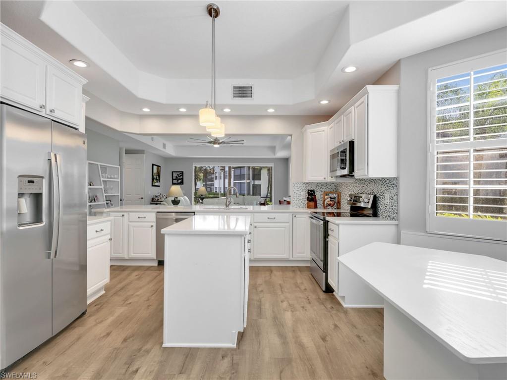 4758 Stratford CT 1302