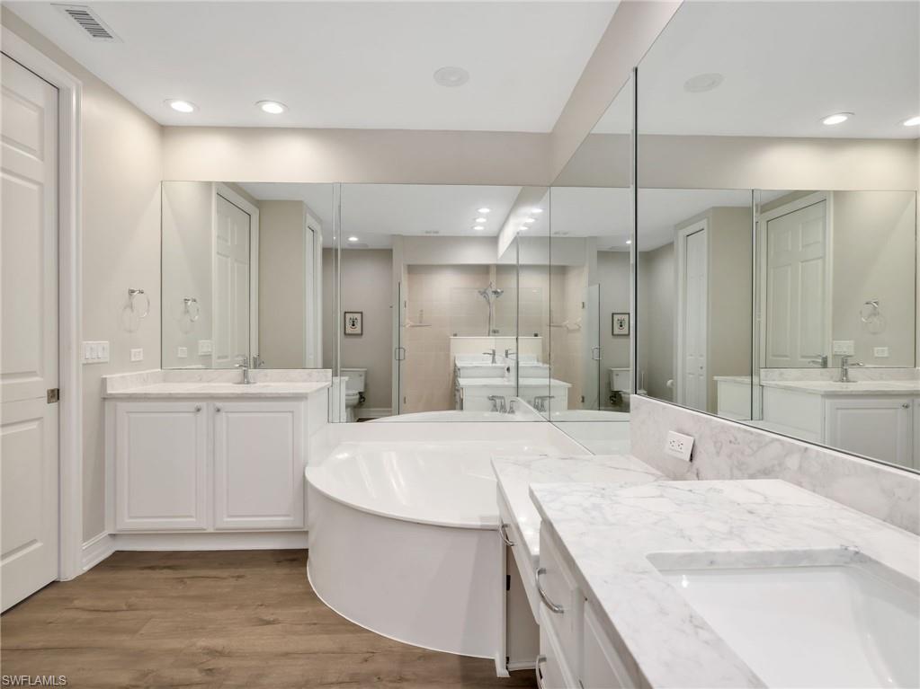 4758 Stratford CT 1302
