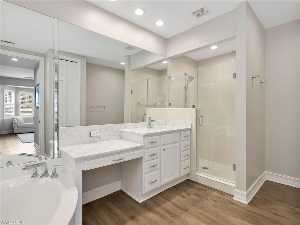 4758 Stratford CT 1302