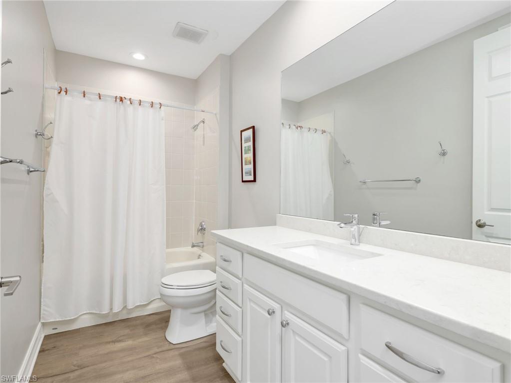4758 Stratford CT 1302