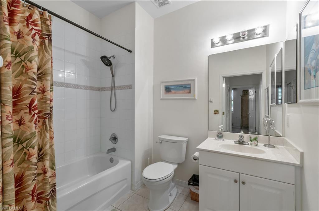 4853 Hampshire CT 105